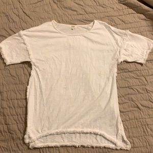 White women’s slub tee